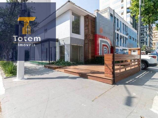 Locação em Indianópolis - São Paulo