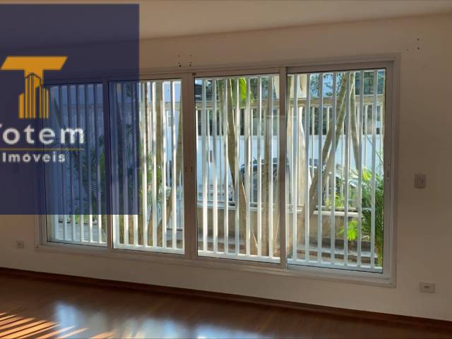 #1738 - Casa para Venda em São Paulo - SP