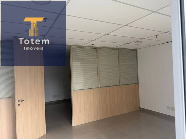 Conjunto Comercial para Locação em São Paulo - 2