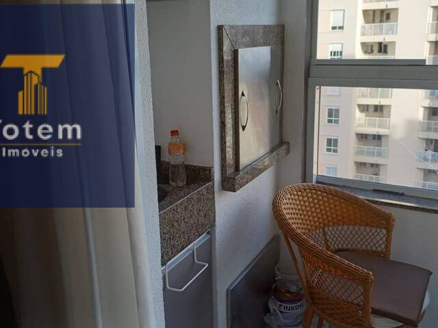 Apartamento para Venda em Joinville - 3