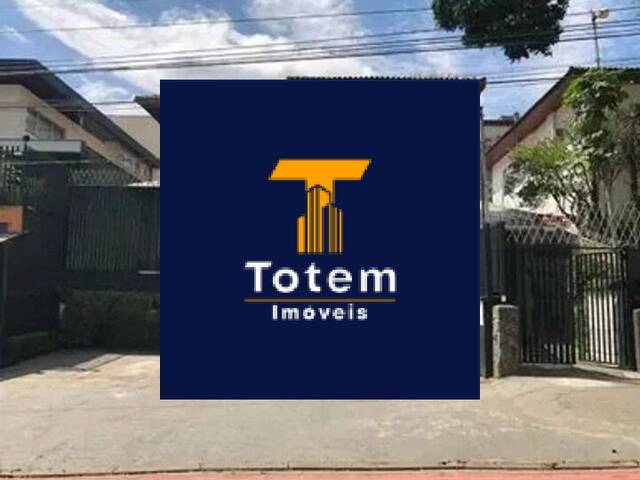 Locação em Pacaembu - São Paulo